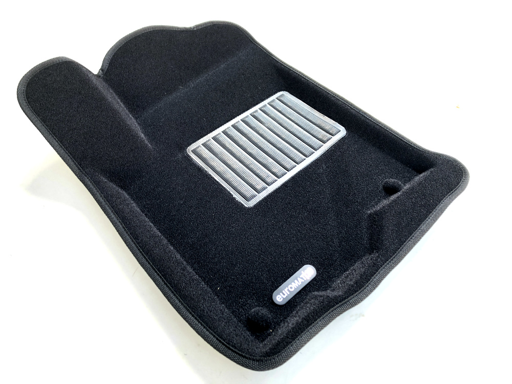 Коврики салона текст. 3D euro-std TOYOTA Hilux (2016-) (EMC3D) NP1